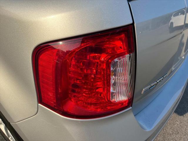 used 2013 Ford Edge car, priced at $9,400