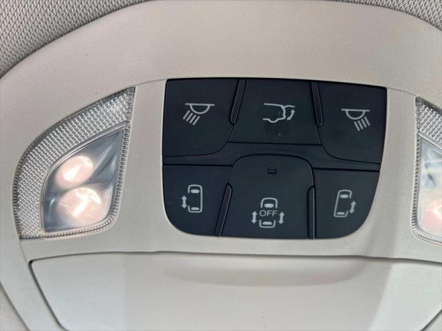 used 2017 Chrysler Pacifica car, priced at $13,900