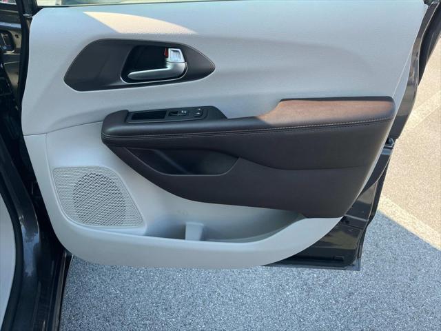 used 2017 Chrysler Pacifica car, priced at $13,900