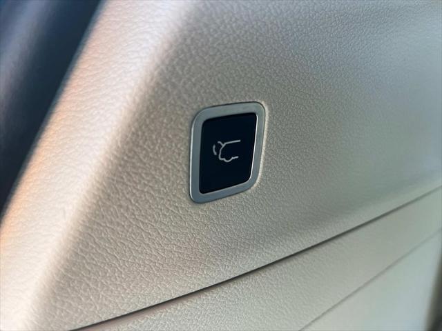 used 2017 Chrysler Pacifica car, priced at $13,900