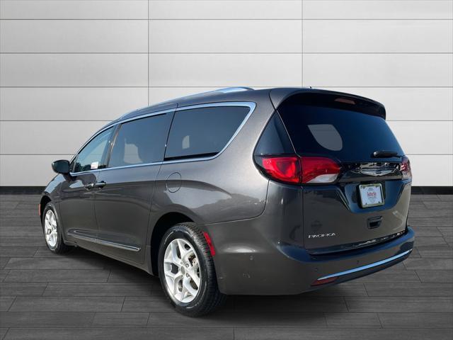 used 2017 Chrysler Pacifica car, priced at $13,900