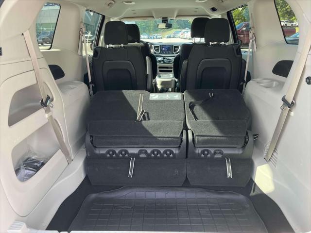 used 2019 Chrysler Pacifica car, priced at $18,200