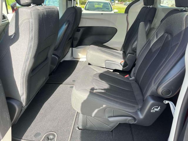 used 2019 Chrysler Pacifica car, priced at $18,200