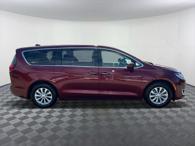 used 2019 Chrysler Pacifica car, priced at $18,200