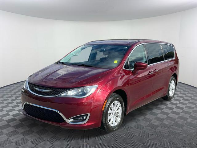 used 2019 Chrysler Pacifica car, priced at $18,200