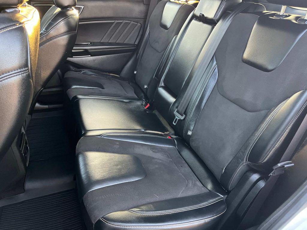 used 2020 Ford Edge car, priced at $20,000