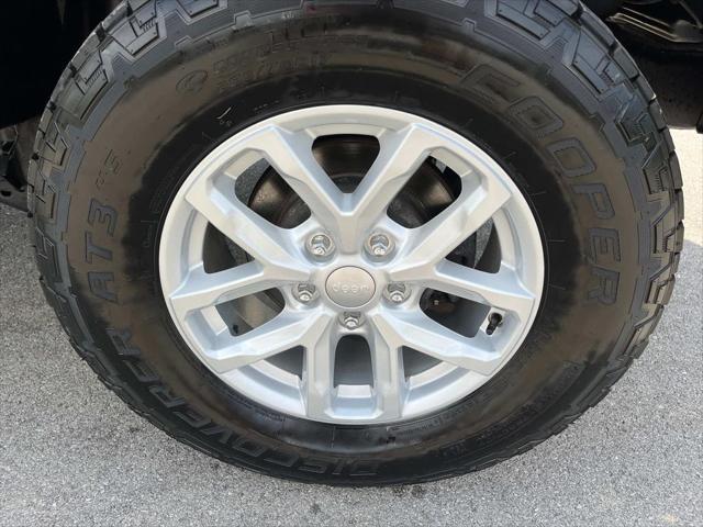 used 2013 Jeep Wrangler car, priced at $15,400