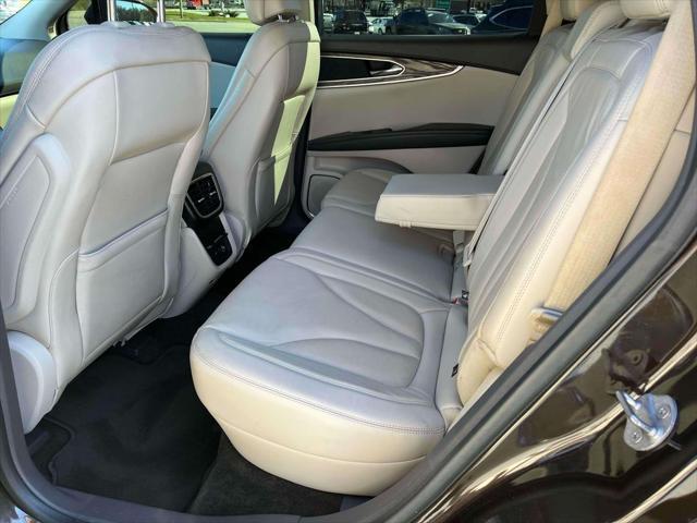 used 2019 Lincoln Nautilus car, priced at $19,000