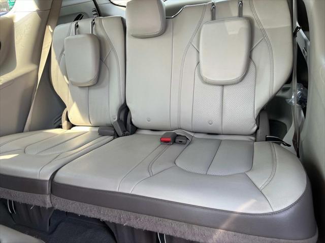 used 2017 Chrysler Pacifica car, priced at $13,000