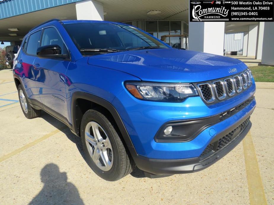 new 2024 Jeep Compass car, priced at $30,999