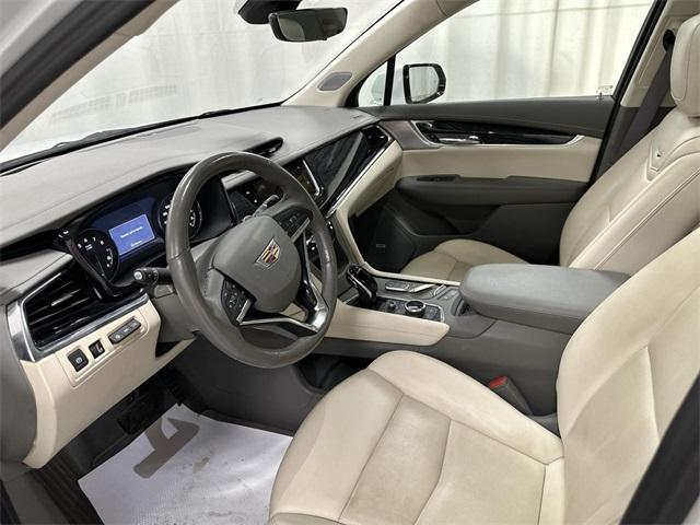 used 2023 Cadillac XT6 car, priced at $37,888