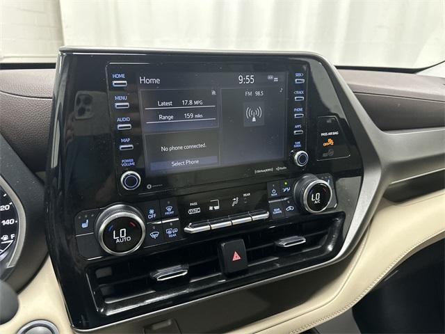used 2021 Toyota Highlander car, priced at $36,421