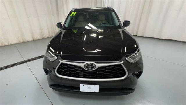 used 2021 Toyota Highlander car, priced at $36,421