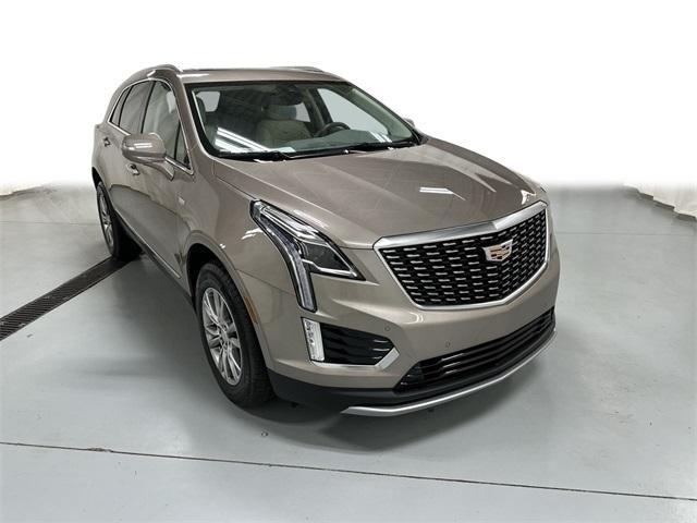 used 2022 Cadillac XT5 car, priced at $31,555
