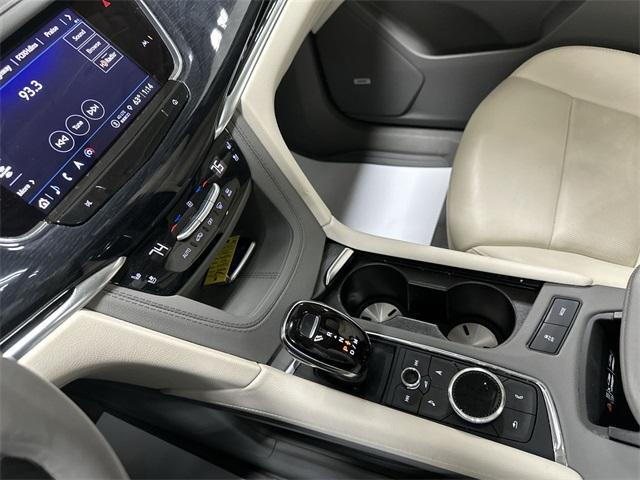 used 2024 Cadillac XT6 car, priced at $43,980