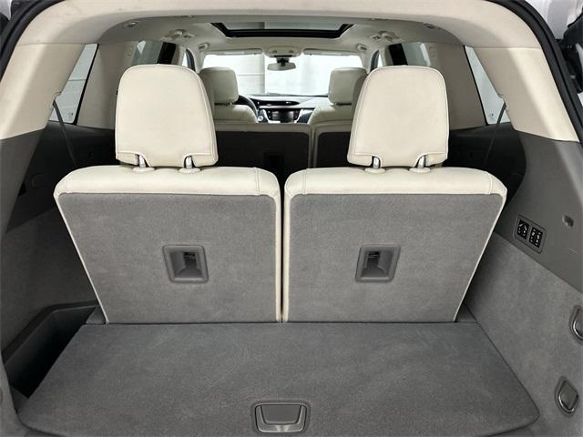 used 2024 Cadillac XT6 car, priced at $43,980