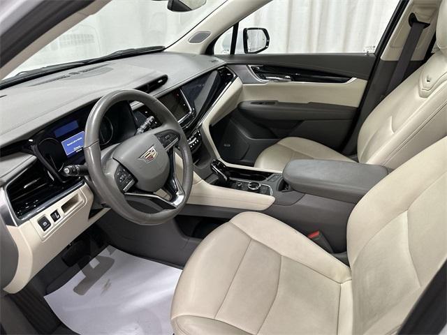 used 2024 Cadillac XT6 car, priced at $43,980