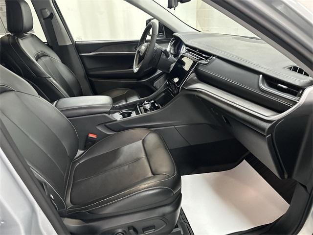used 2024 Jeep Grand Cherokee car, priced at $40,777