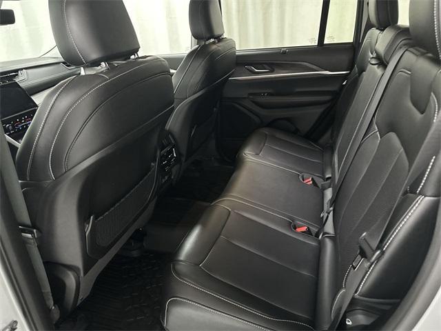 used 2024 Jeep Grand Cherokee car, priced at $40,777