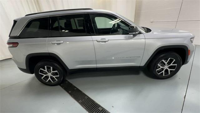used 2024 Jeep Grand Cherokee car, priced at $40,777