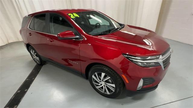 used 2024 Chevrolet Equinox car, priced at $21,888