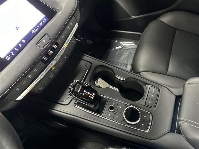 used 2022 Cadillac XT4 car, priced at $30,222