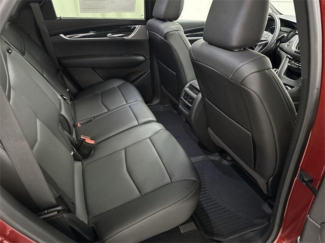 used 2022 Cadillac XT5 car, priced at $33,412