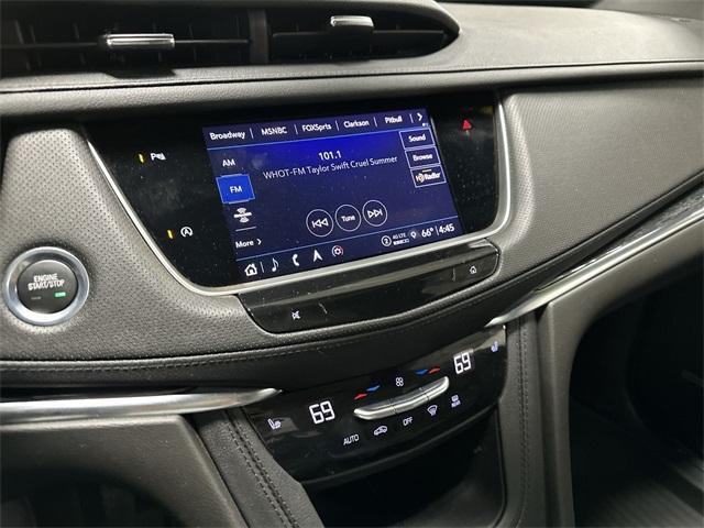 used 2022 Cadillac XT5 car, priced at $33,412
