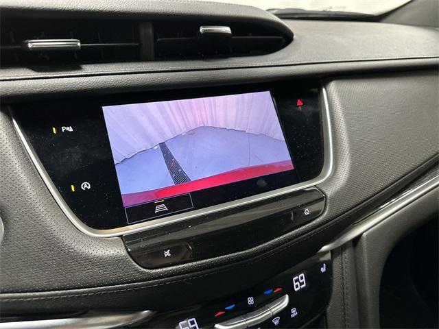 used 2022 Cadillac XT5 car, priced at $33,412