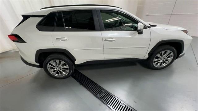 used 2020 Toyota RAV4 car, priced at $29,555