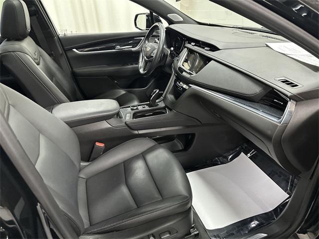 used 2023 Cadillac XT5 car, priced at $33,850