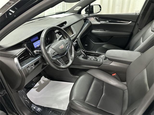 used 2023 Cadillac XT5 car, priced at $33,850