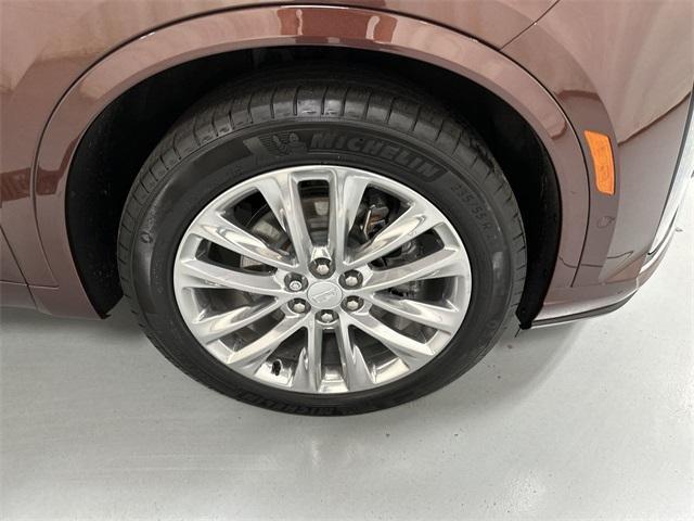 used 2022 Cadillac XT6 car, priced at $37,888