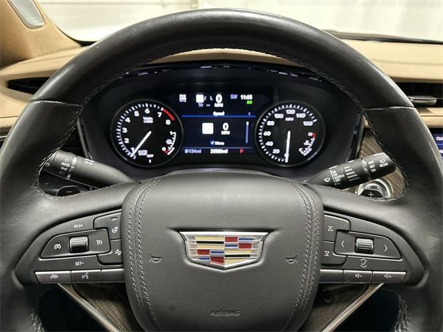 used 2022 Cadillac XT6 car, priced at $37,888