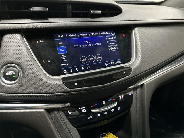 used 2022 Cadillac XT5 car, priced at $31,611