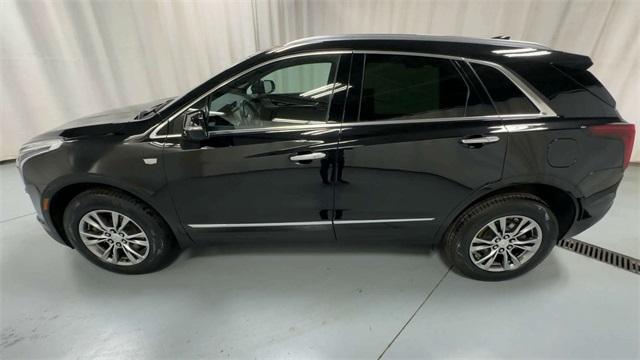 used 2022 Cadillac XT5 car, priced at $31,611