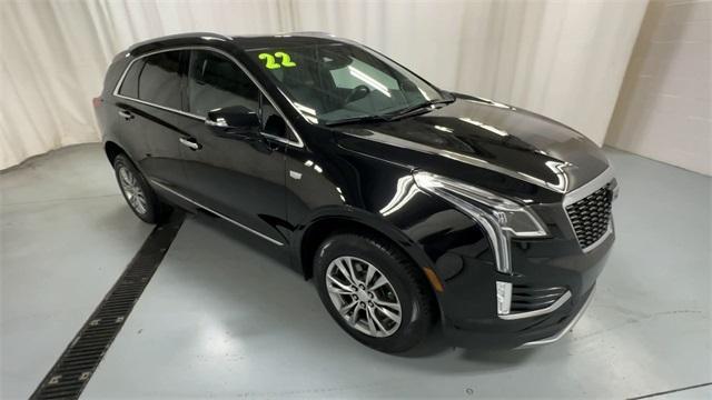 used 2022 Cadillac XT5 car, priced at $31,611