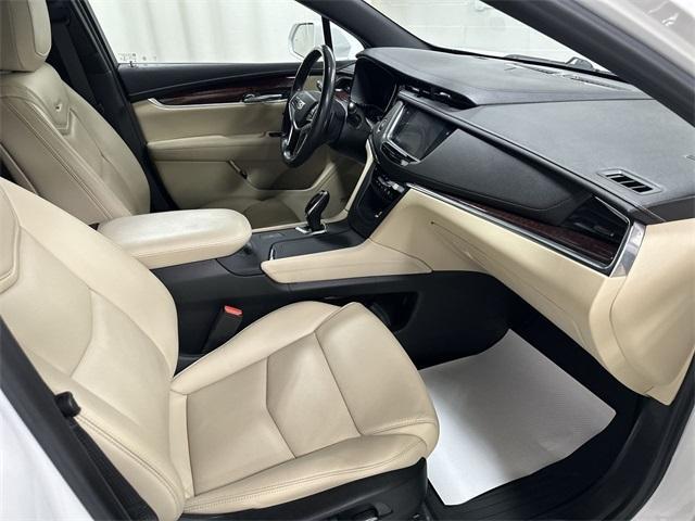 used 2019 Cadillac XT5 car, priced at $23,944