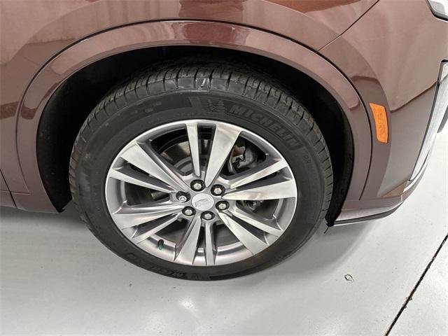 used 2023 Cadillac XT6 car, priced at $41,111