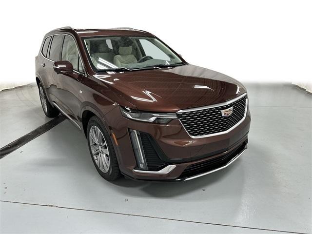 used 2023 Cadillac XT6 car, priced at $41,111