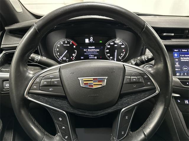 used 2021 Cadillac XT5 car, priced at $31,888