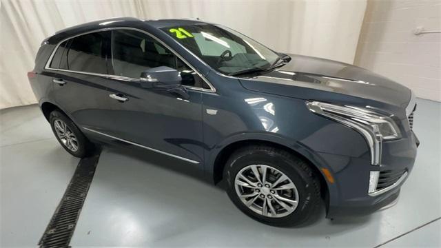 used 2021 Cadillac XT5 car, priced at $31,888