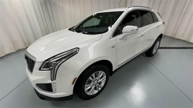 used 2020 Cadillac XT5 car, priced at $24,321