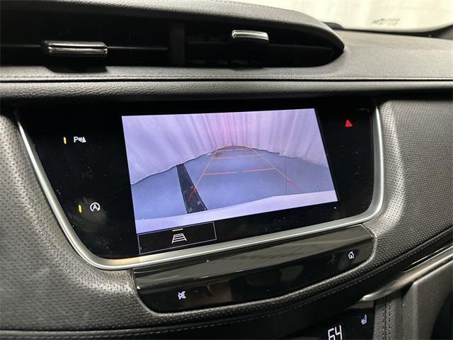 used 2022 Cadillac XT5 car, priced at $28,888