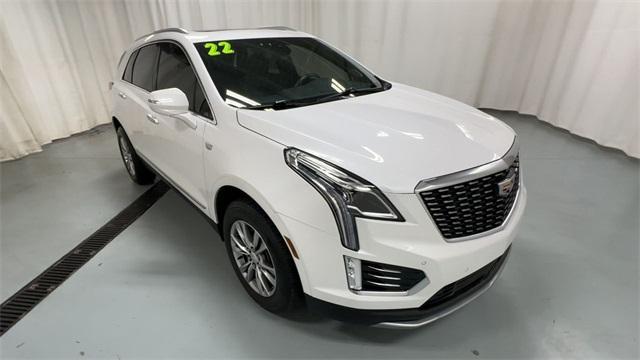 used 2022 Cadillac XT5 car, priced at $28,888
