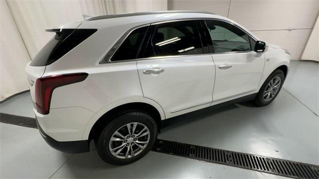 used 2022 Cadillac XT5 car, priced at $35,555