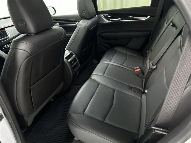 used 2022 Cadillac XT5 car, priced at $35,555
