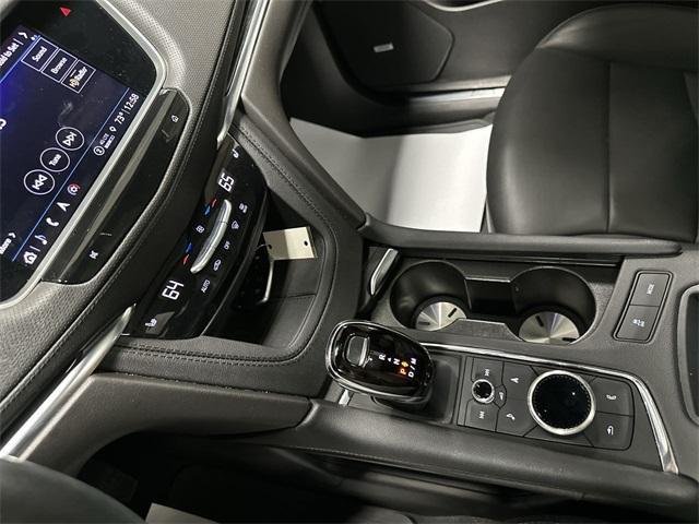used 2022 Cadillac XT5 car, priced at $35,555