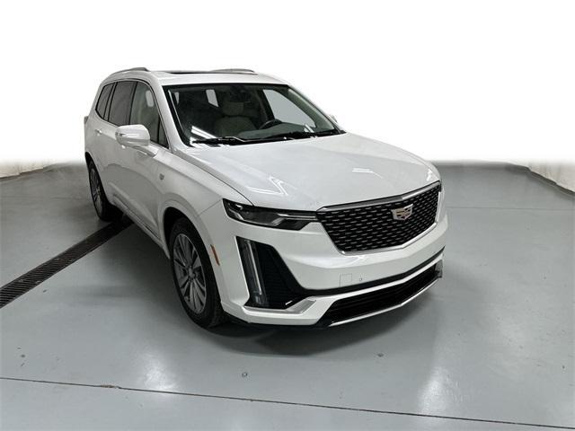 used 2022 Cadillac XT6 car, priced at $36,377
