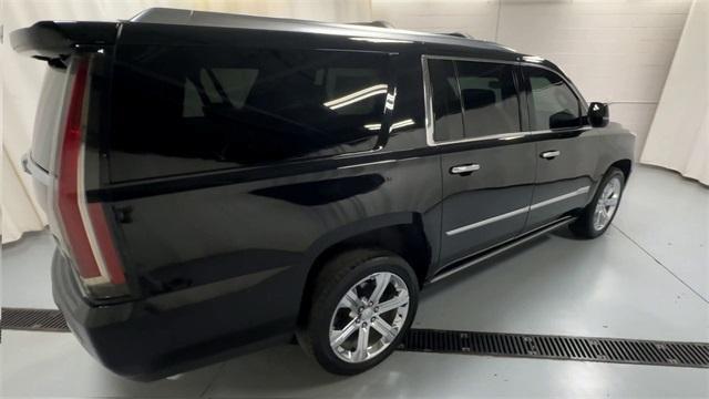 used 2018 Cadillac Escalade ESV car, priced at $33,777
